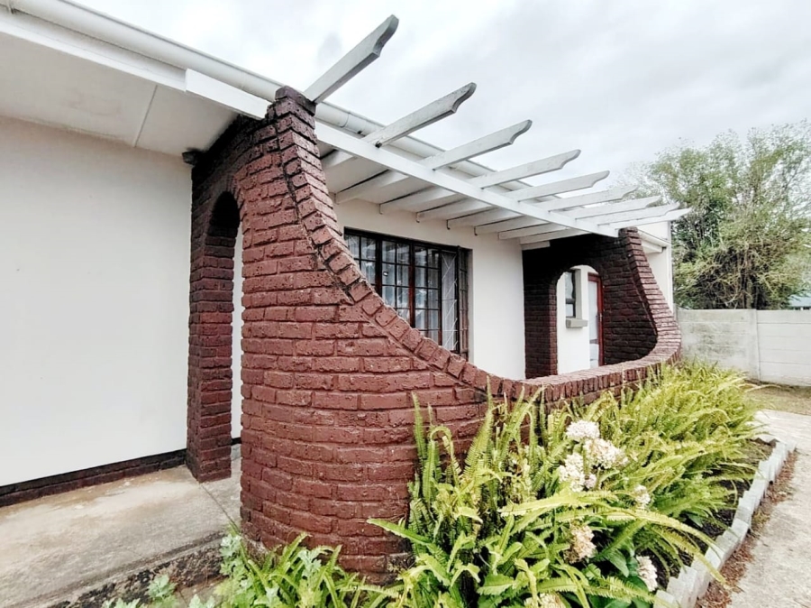 4 Bedroom Property for Sale in Amalinda Eastern Cape